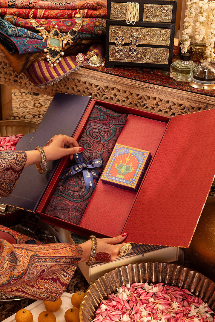 Pashtush India Gift Pack Pashtush Gift Set of Bamboo Scarf with Phool Star Diya, Premium Gift Box Packaging