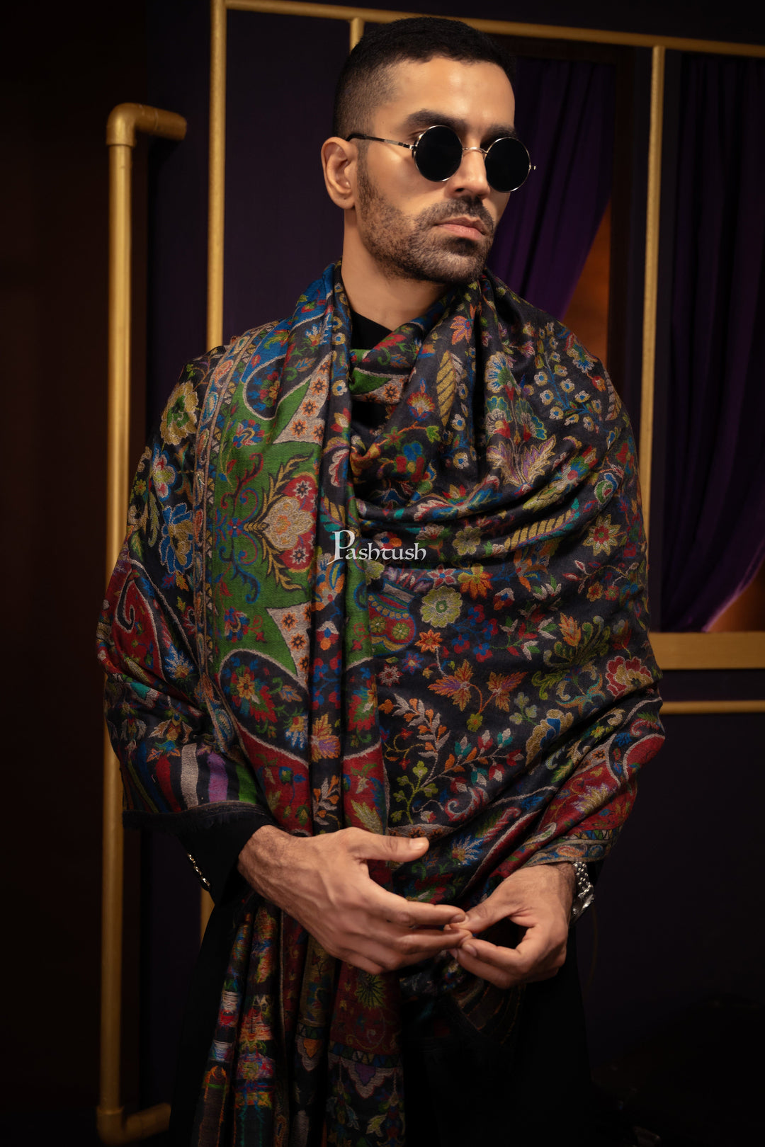 Pashtush India Gift Pack Pashtush His and Her Gift Set of 100% Pure Wool Stoles, Black and Multicoloured, Packaged in Keepsake Wooden Chester Gift Box