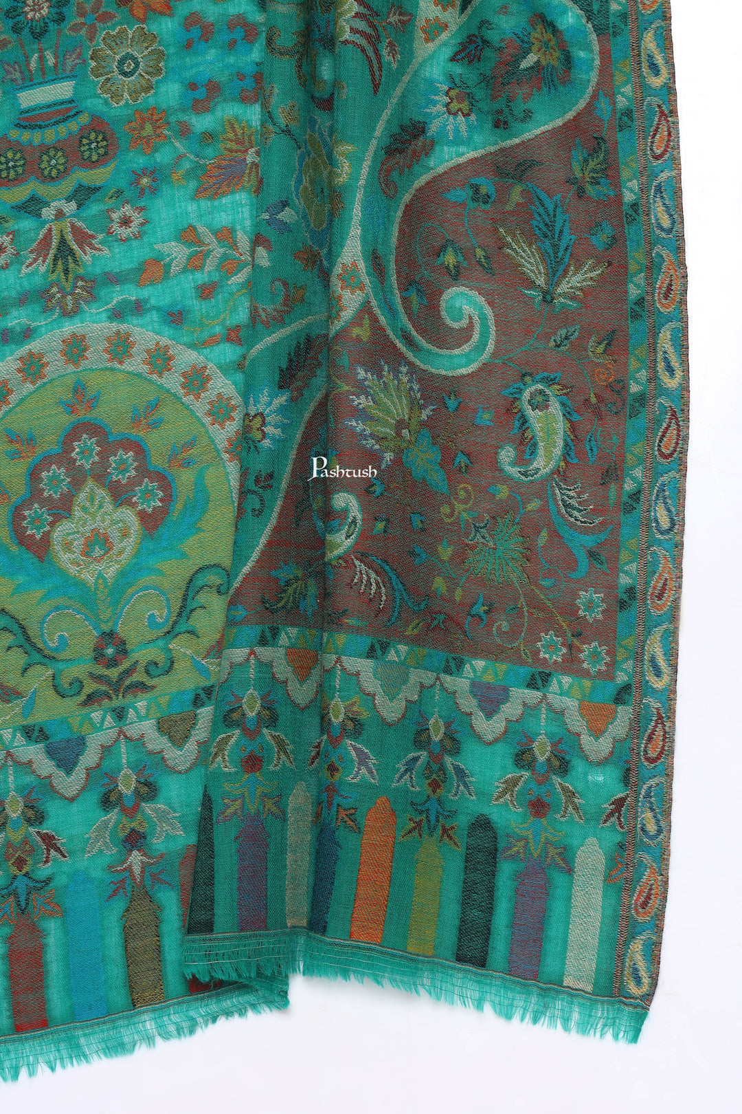 Pashtush India Gift Pack Pashtush His and Her Gift Set of 100% Pure Wool Stoles, Green and Black, Packaged in Keepsake Wooden Chester Gift Box