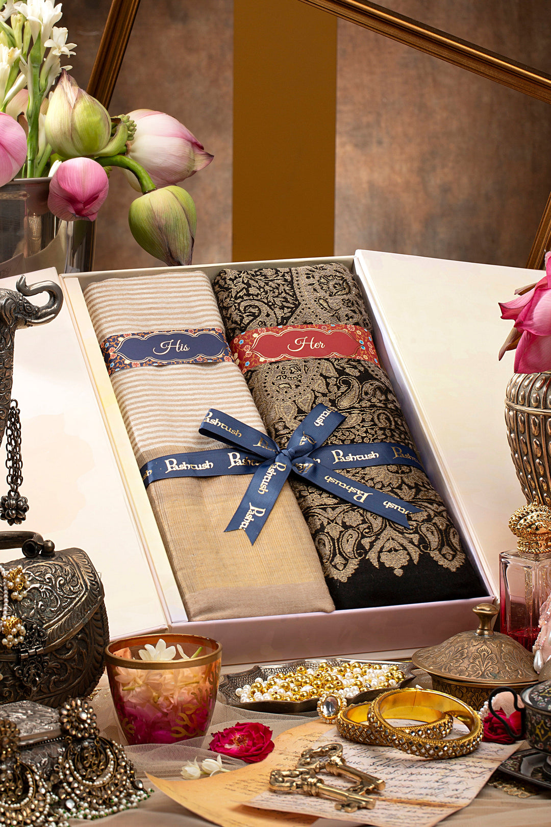 Pashtush India Gift Pack Pashtush His And Her Gift Set Of Banded Twilight Stoles With Premium Gift Box Packaging, Ivory And Black