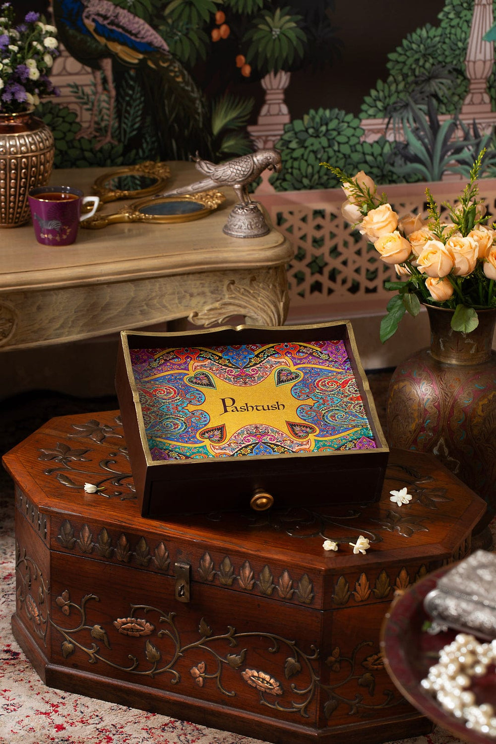 Pashtush India Gift Pack Pashtush His and Her Gift Set of Fine Wool Stole and Womens Bamboo Stole, Multicolour and Black, Packaged in Keepsake Wooden Chester Gift Box