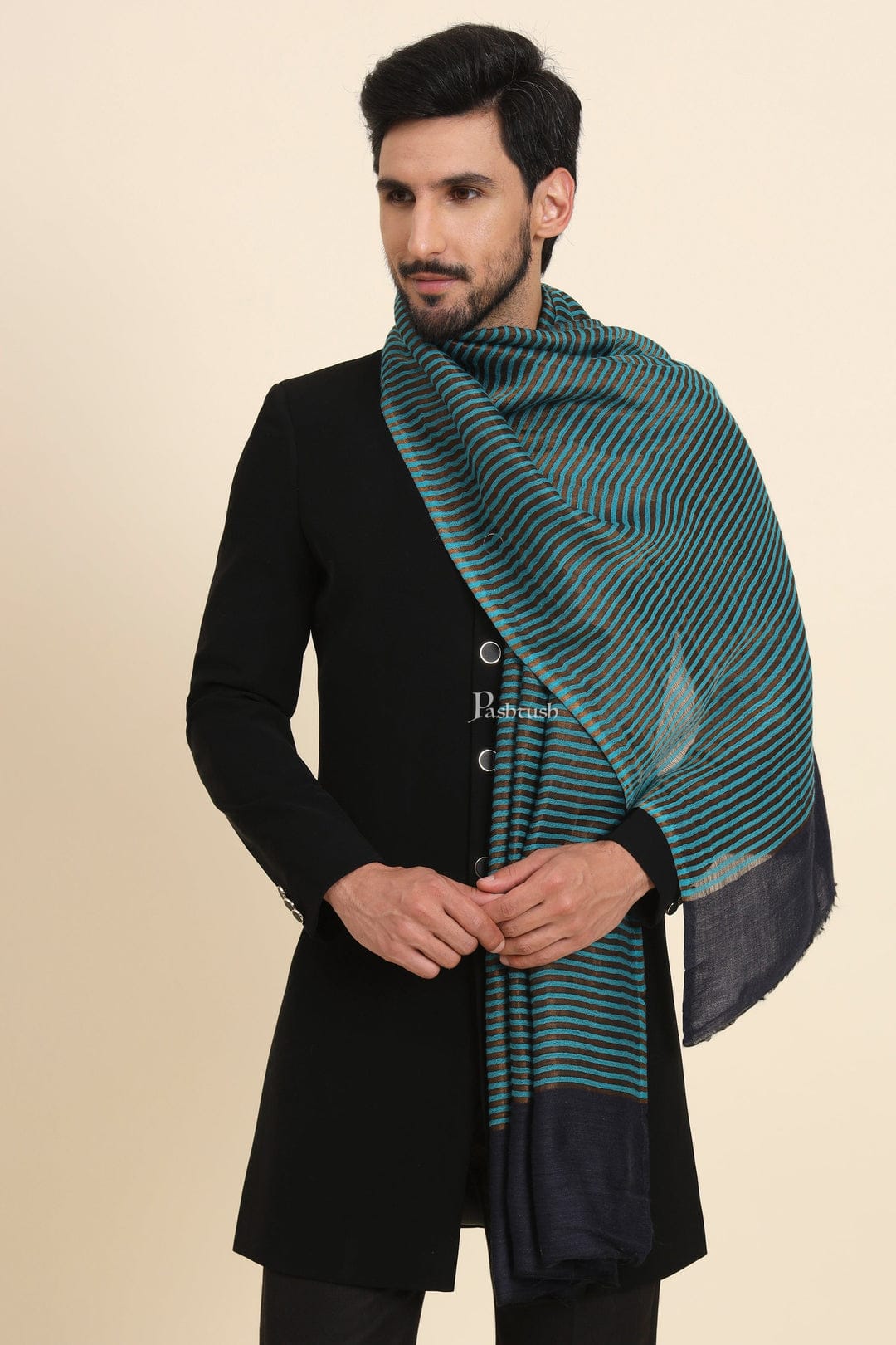 Pashtush India Gift Pack Pashtush His and Her Gift Set of Twilight Stoles, Azure Blue and Dark Brown, Packaged in Keepsake Wooden Chester Gift Box