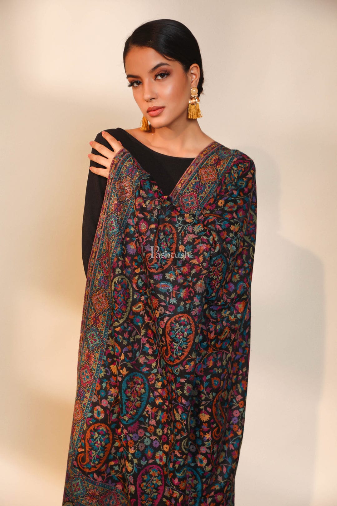 Pashtush India Gift Pack Pashtush His And Her Set Of 100% Pure Wool Shawls, Premium Gift Box Packaging, Beige and Black