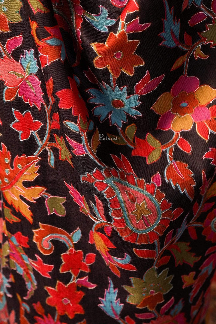 Pashtush India Gift Pack Pashtush His And Her Set Of Mens Fine Wool Stole and Womens 100% Hand Embroidered Kalamkari Stole, Premium Gift Box Packaging, Green and Black