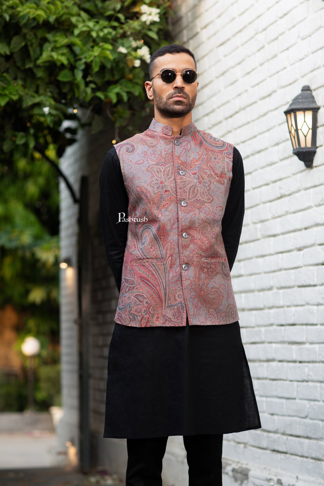 Pashtush India Coats & Jackets Pashtush Mens Woven Jacquard Structured Waistcoat, Slim Fit, Melange Grey