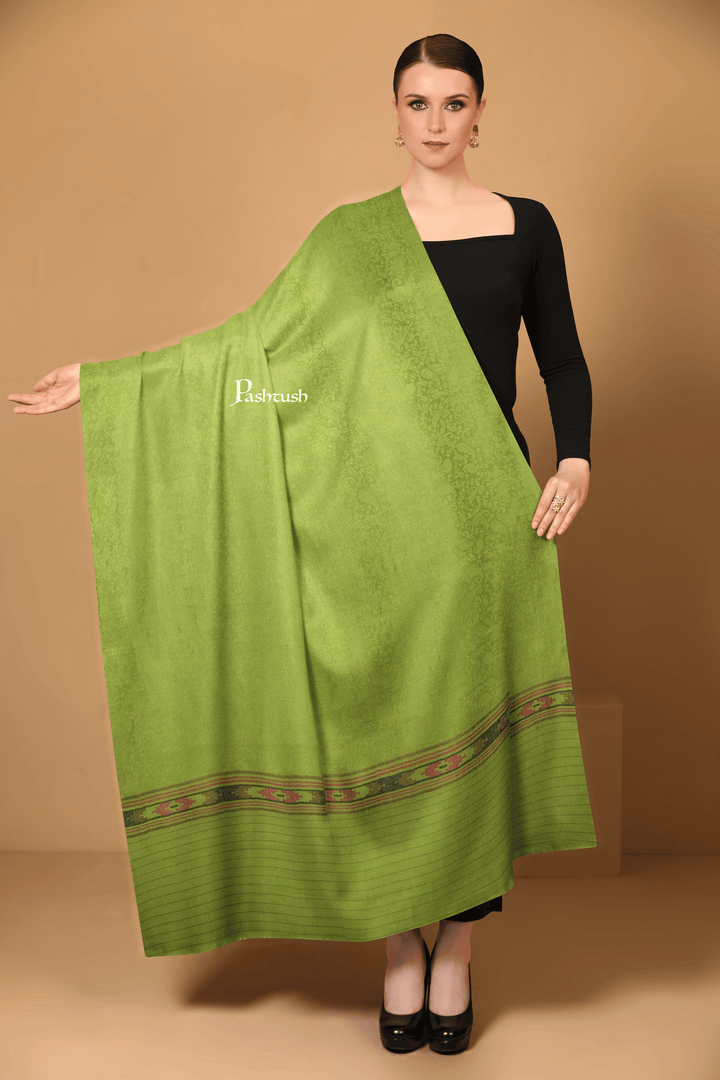 Pashtush India Womens Shawls Pashtush Womens Fine Wool Shawl, Aztec Palla Design, Emerald Green