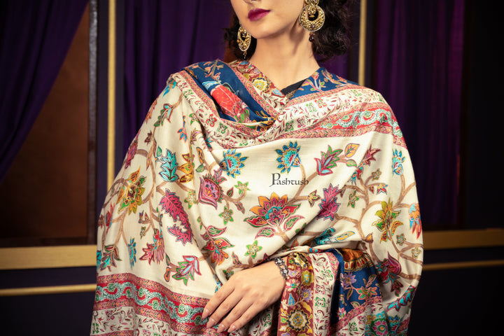 Pashtush India Womens Shawls Pashtush Womens Kalamkari Shawl, Extra Fine Wool, With Royal Darbar with Outline Embroidery