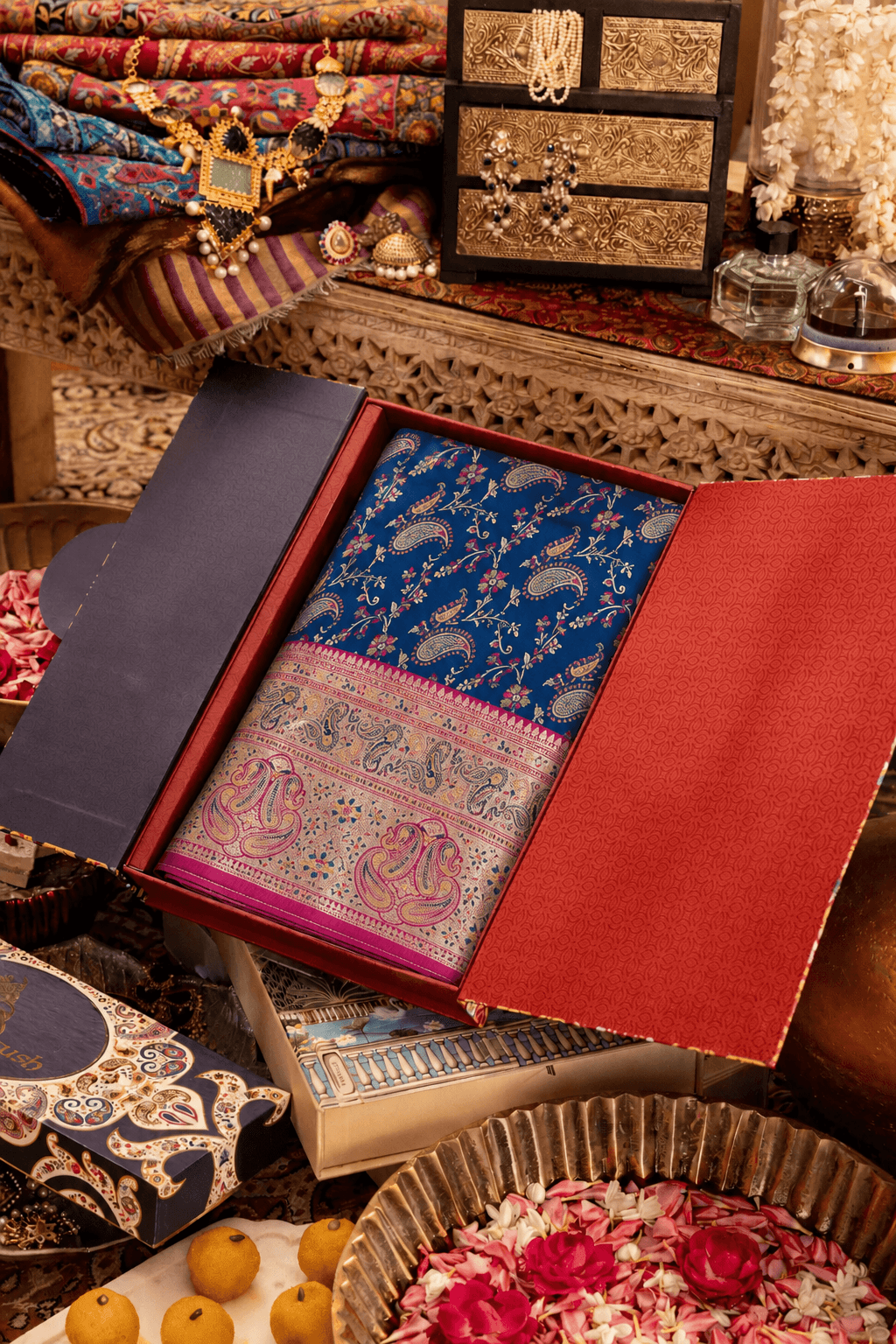 Pashtush Shawl Store Womens Suits Unstitched Material Pashtush Womens Saree, Woven Art-Silk, Zari Weave Design, Royal Blue and Fuscia