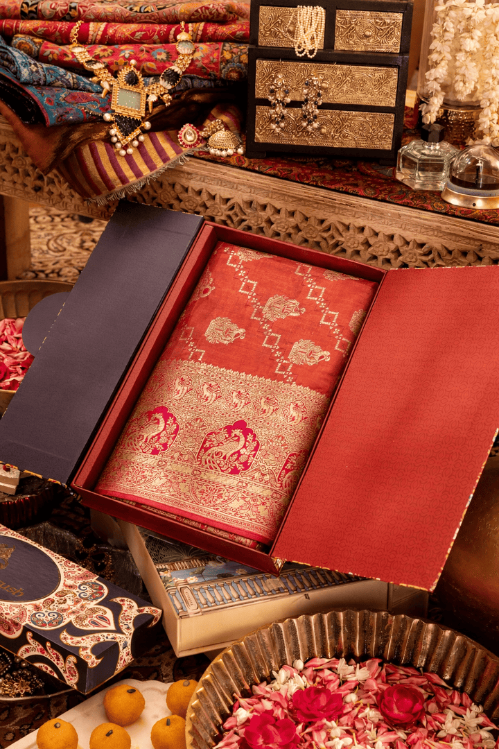 Pashtush Shawl Store Gift Pack Pashtush Womens Saree, Woven Art-Silk, Zari Weave Design, Rust