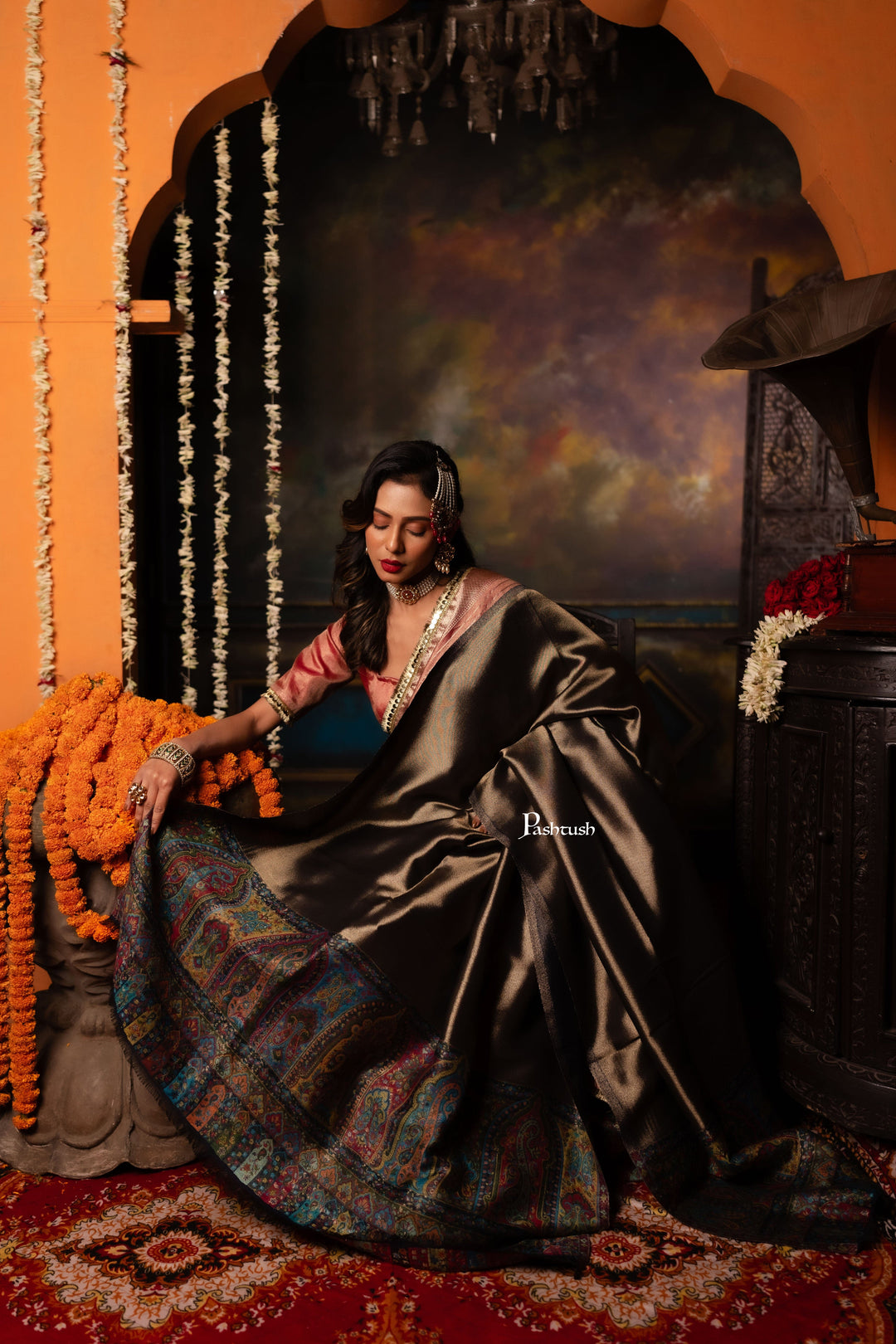 Pashtush India Womens Shawls Pashtush Womens Shawl, Twilight Collection, Palla border weave Fine Wool, Amber and Gold