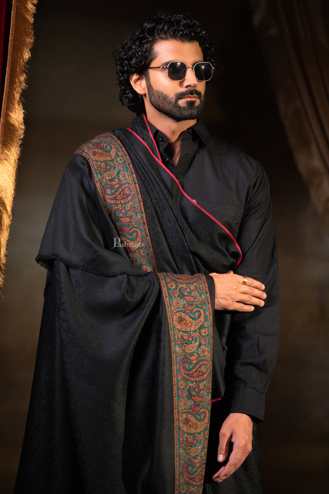 Pashtush Mens Extra Fine Wool Shawl, Ambi Border Design, Black