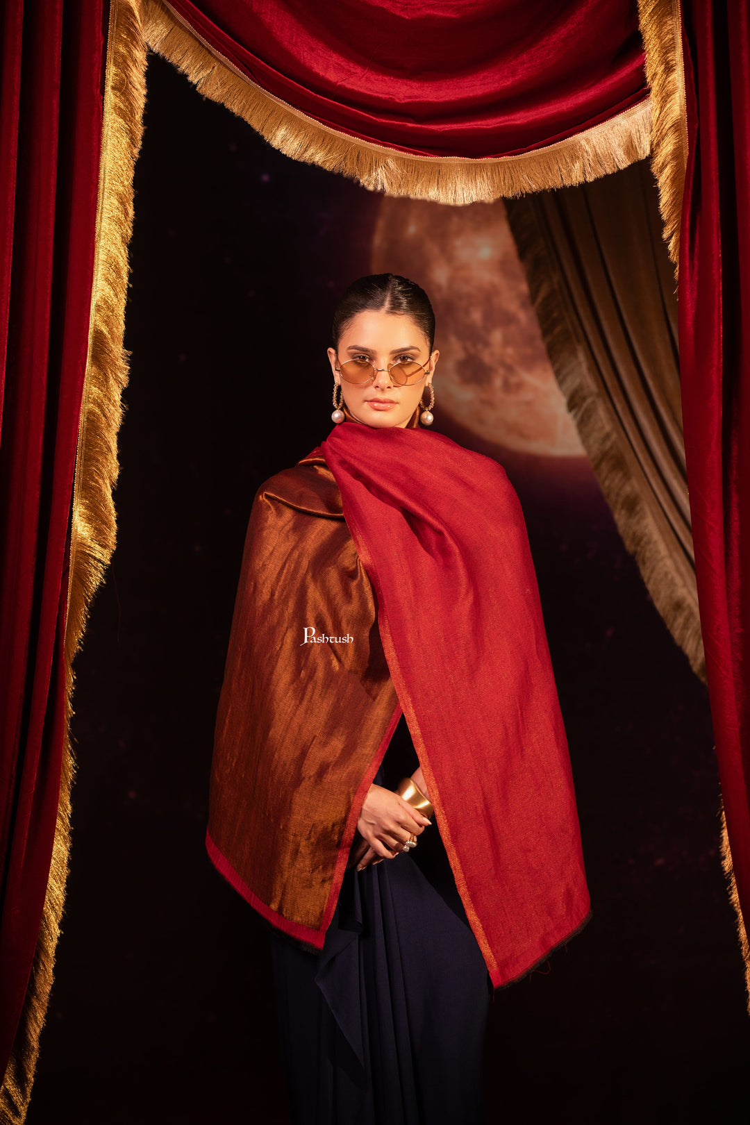 Pashtush Womens Extra Fine Wool Stole, Twilight Design, Maroon