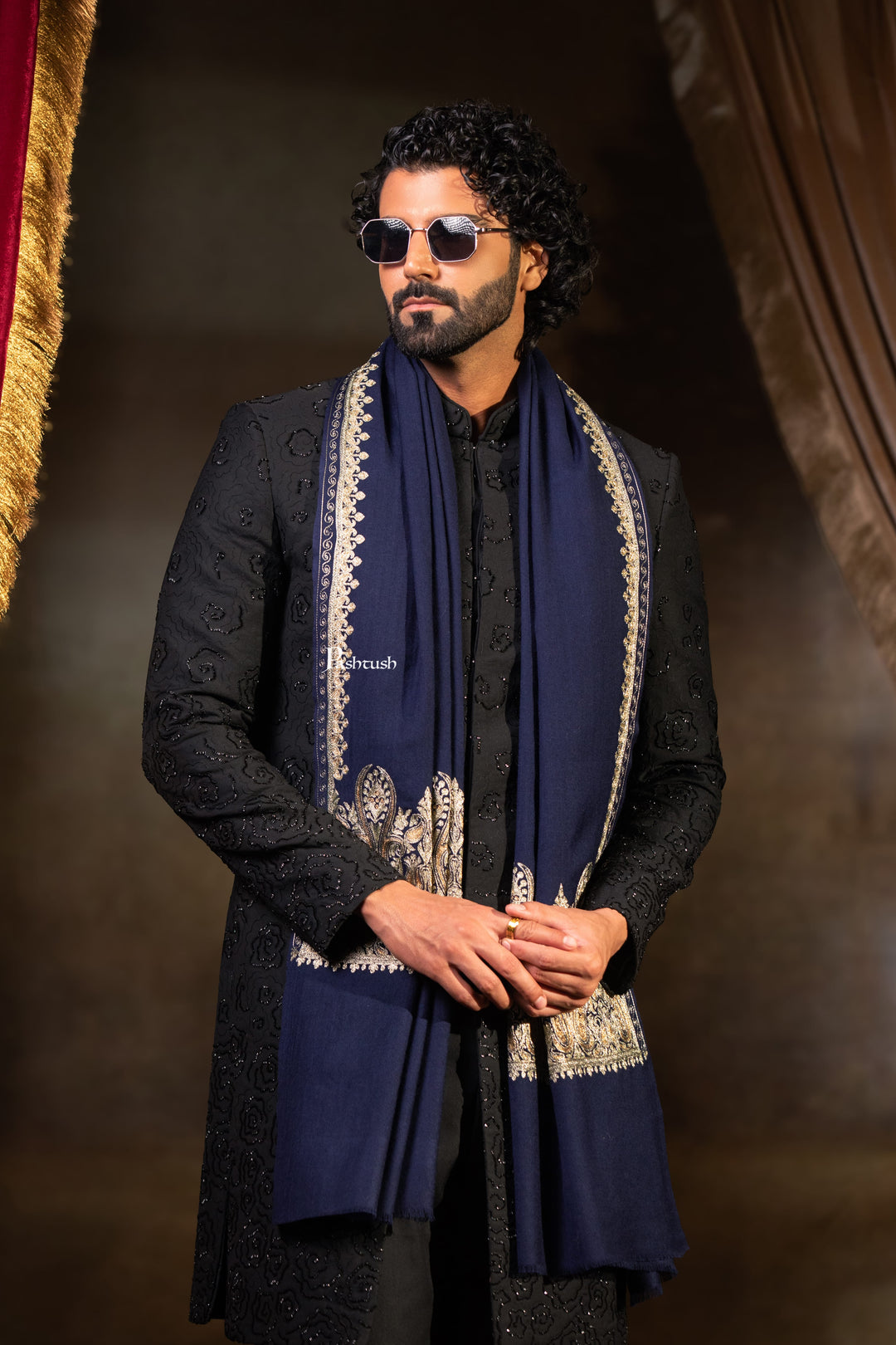 Pashtush Mens Extra Fine Wool Stole, Paisley Design, Navy Blue