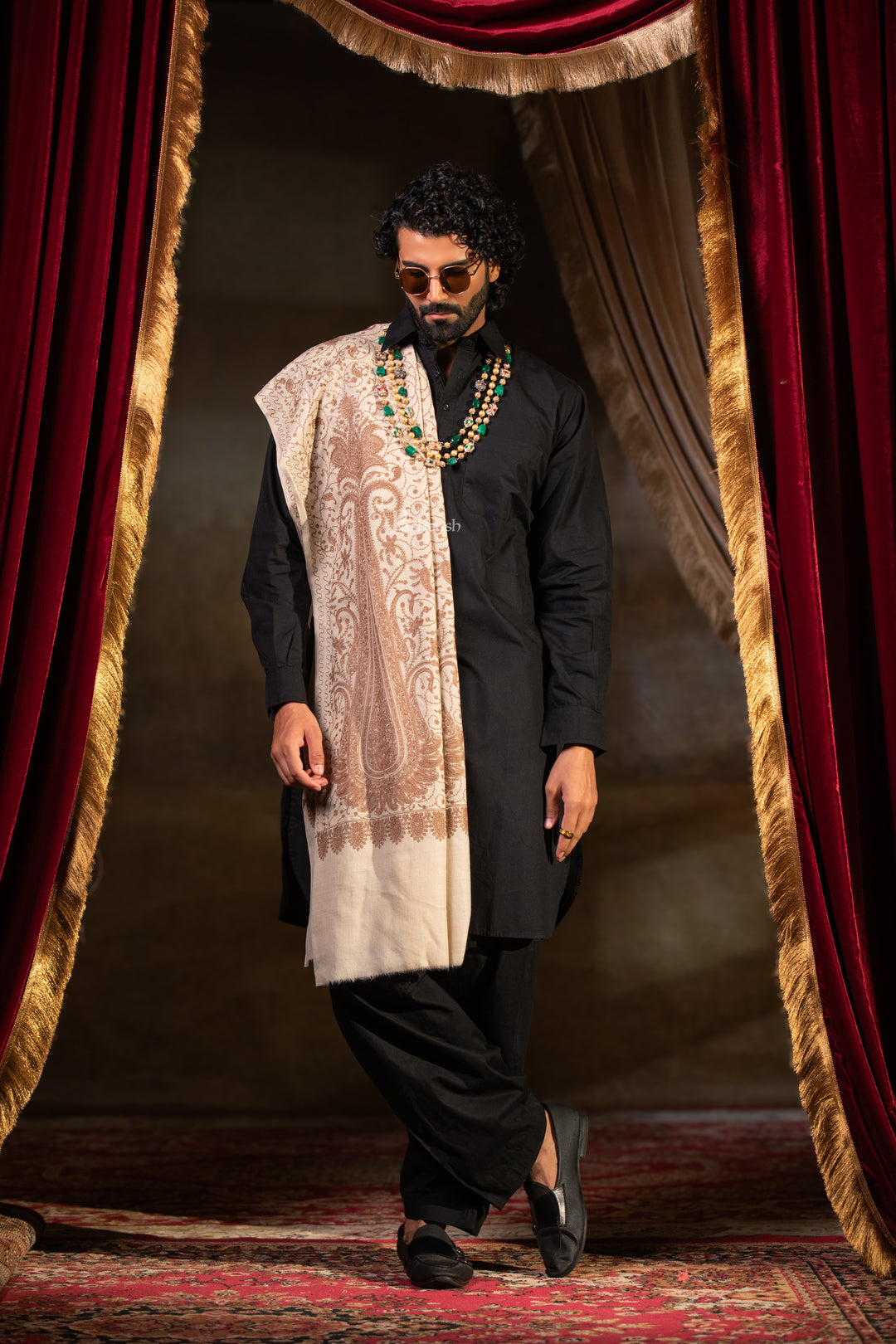 Pashtush Mens Extra Fine Wool Shawl, Tone Tone Embrodiery Design, Beige