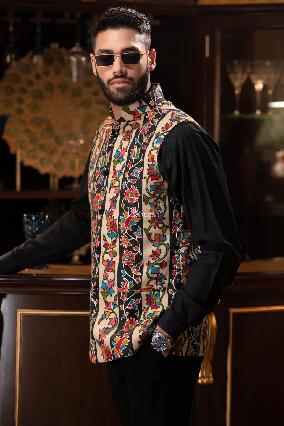 Pashtush India Coats & Jackets Pashtush Mens Hand Embroidered Sleeveless Jacket, Kalamkari Waistcoat, Multicolour