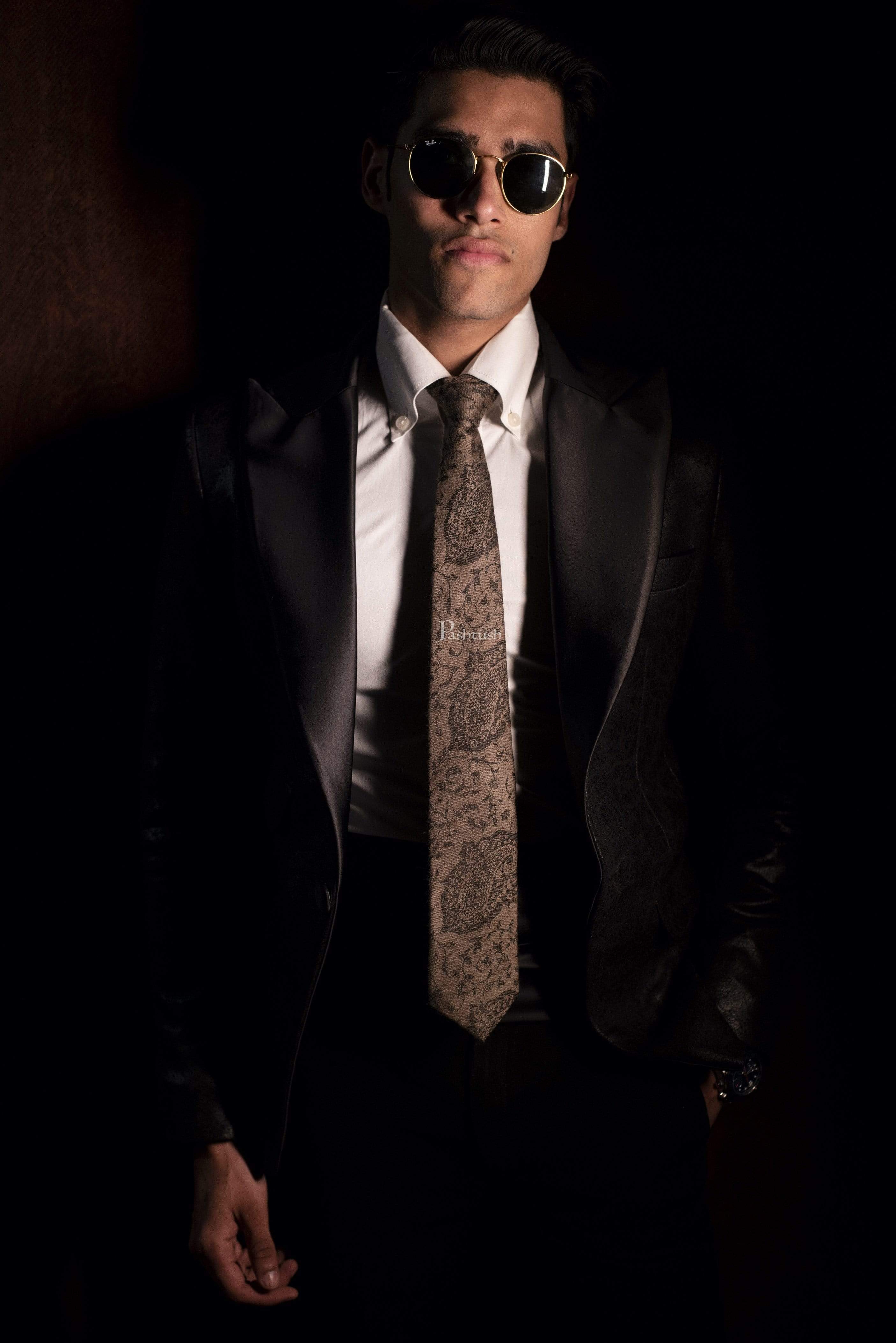 Pashtush India Tie Pashtush Mens Pashmina Necktie, Soft and Luxurious, Extra Fine Jacquard Ties for Men