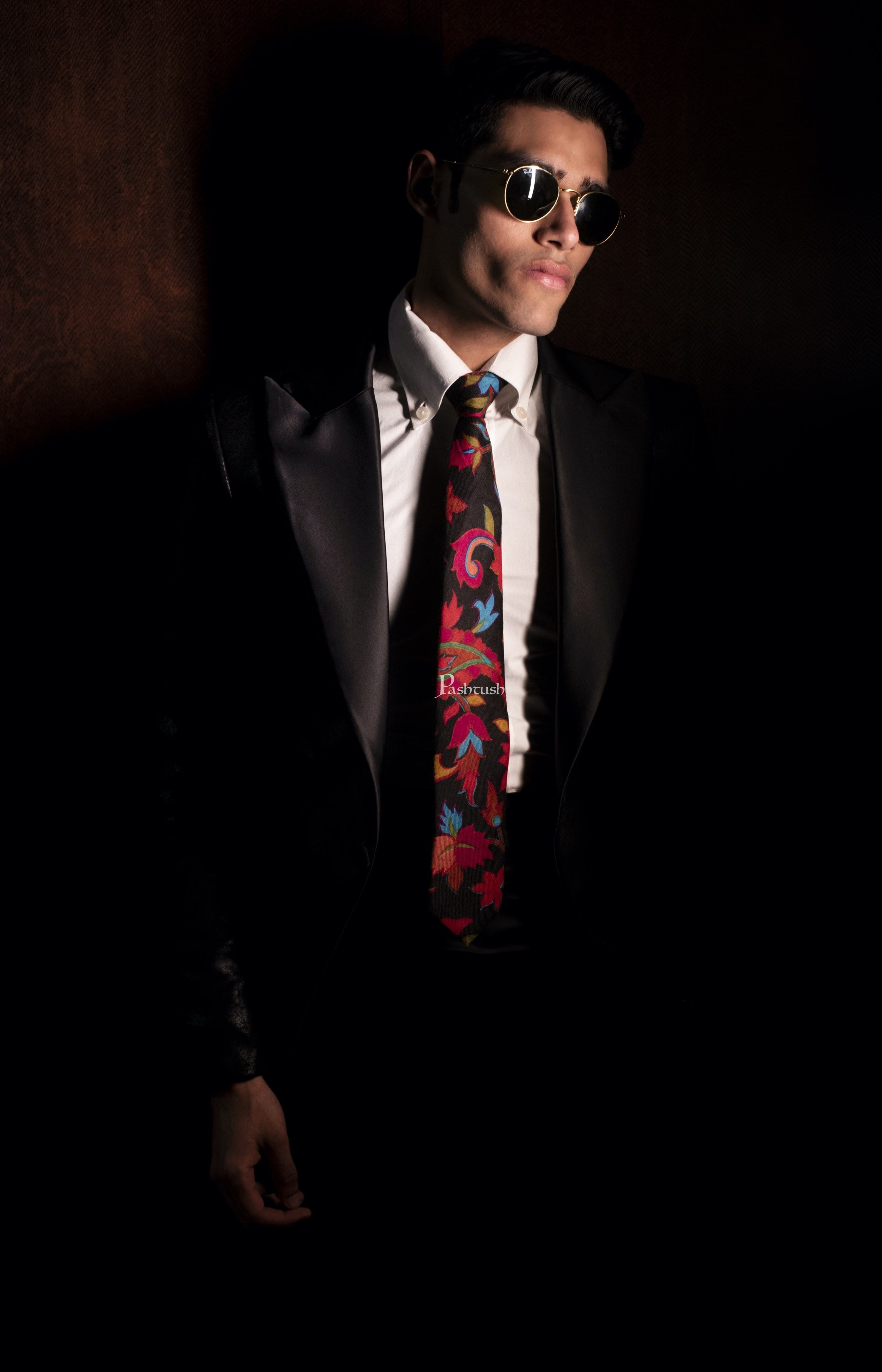 Pashtush India Tie Pashtush Mens Printed Necktie, Soft and Luxurious