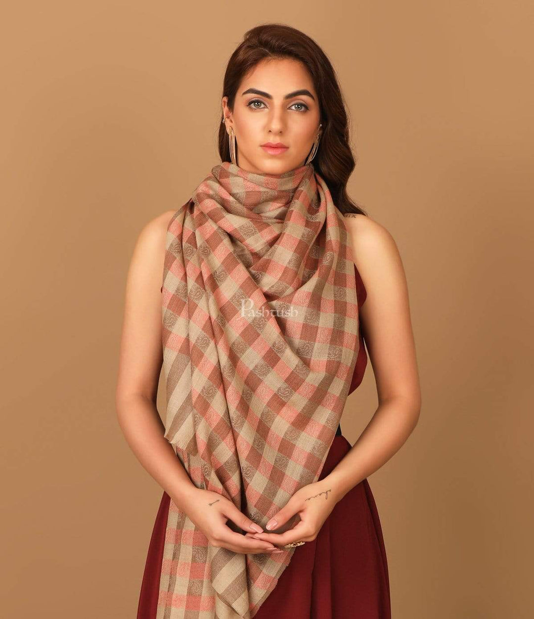 Pashtush Store Stole Pashtush Women’s Extra Fine Soft Wool Checkered stole, Beige and Peach