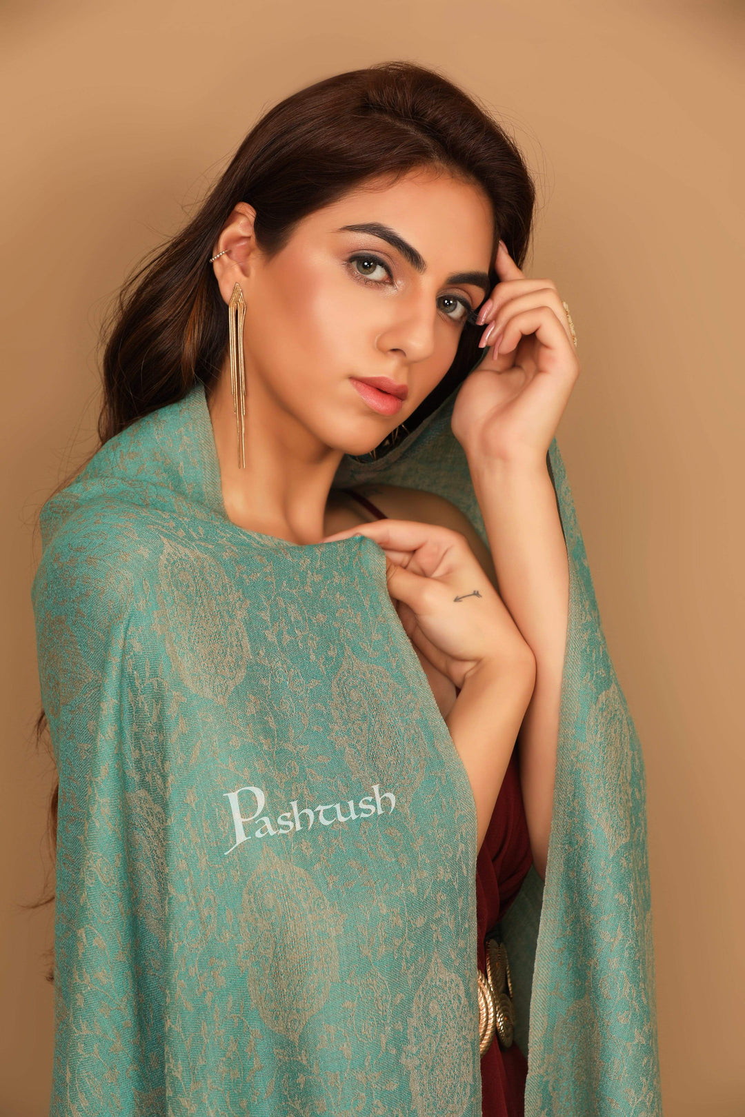 Pashtush India Stole Pashtush Women's Soft Fine Wool Paisley Scarf, Soft and Warm, Peruvian Green