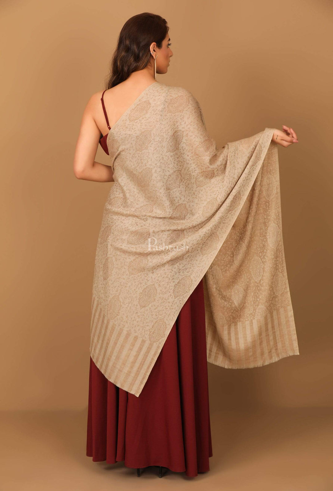 Pashtush India Stole Pashtush Women's Soft Fine Wool Scarf, Paisley Weave, Nude Beige
