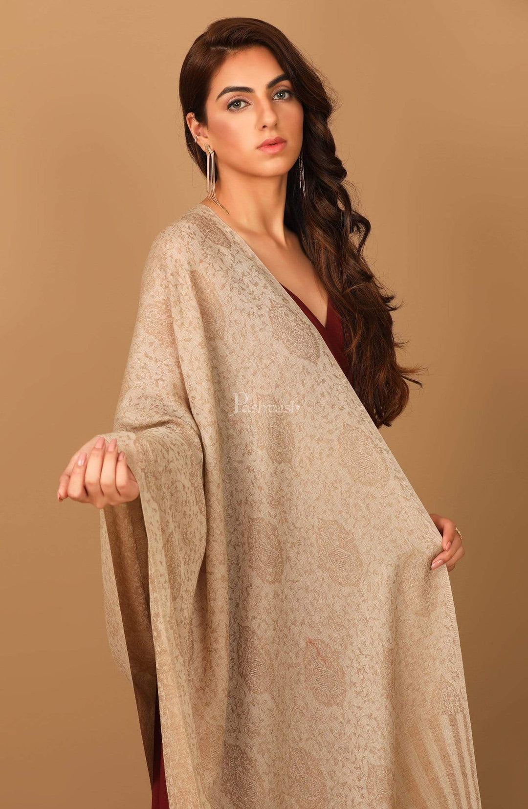 Pashtush India Stole Pashtush Women's Soft Fine Wool Scarf, Paisley Weave, Nude Beige