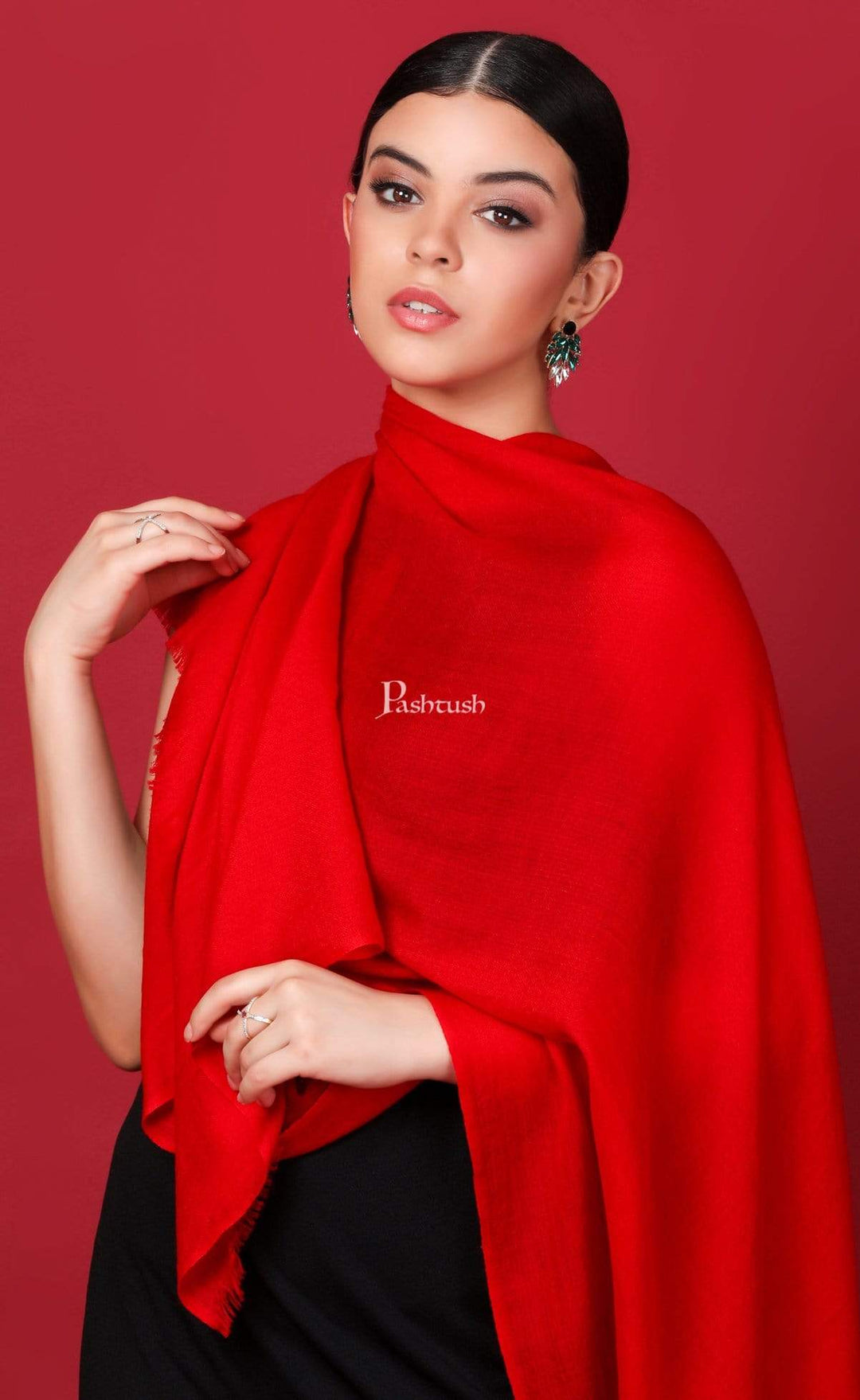 Pashtush Womens Cashmere Scarf, Diamond Weave, Scarlet Red