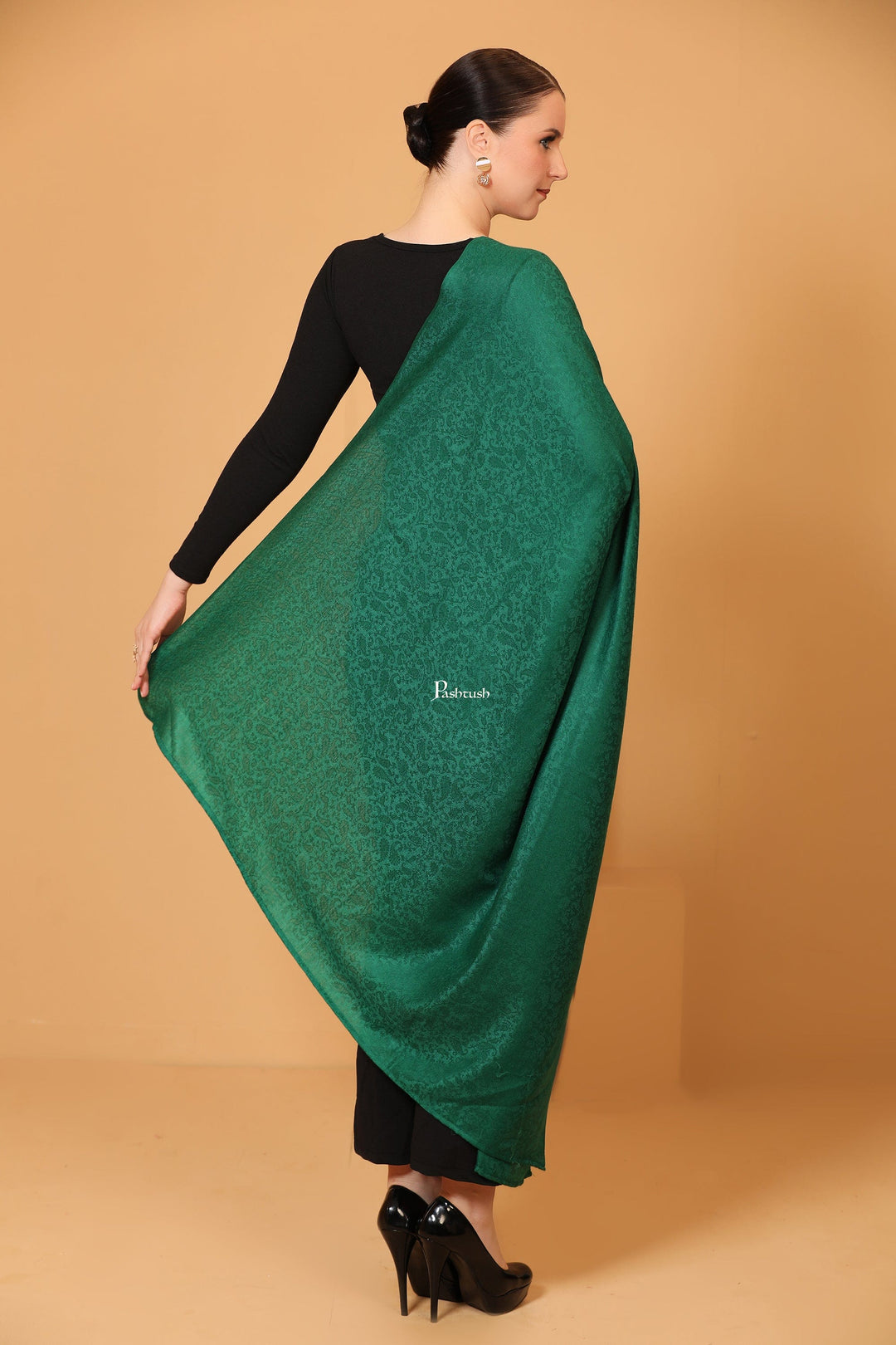 Pashtush India Womens Shawls Pashtush Womens Fine Wool Shawl, Self Paisley Weave, Extra Soft, Rich Green