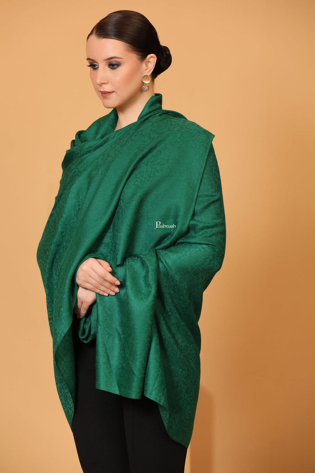 Pashtush India Womens Shawls Pashtush Womens Fine Wool Shawl, Self Paisley Weave, Extra Soft, Rich Green