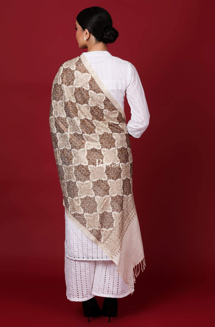 Pashtush Store Stole Pashtush Womens Fine Woollen, Silky Nalki Embroidery Needlework Stole, White
