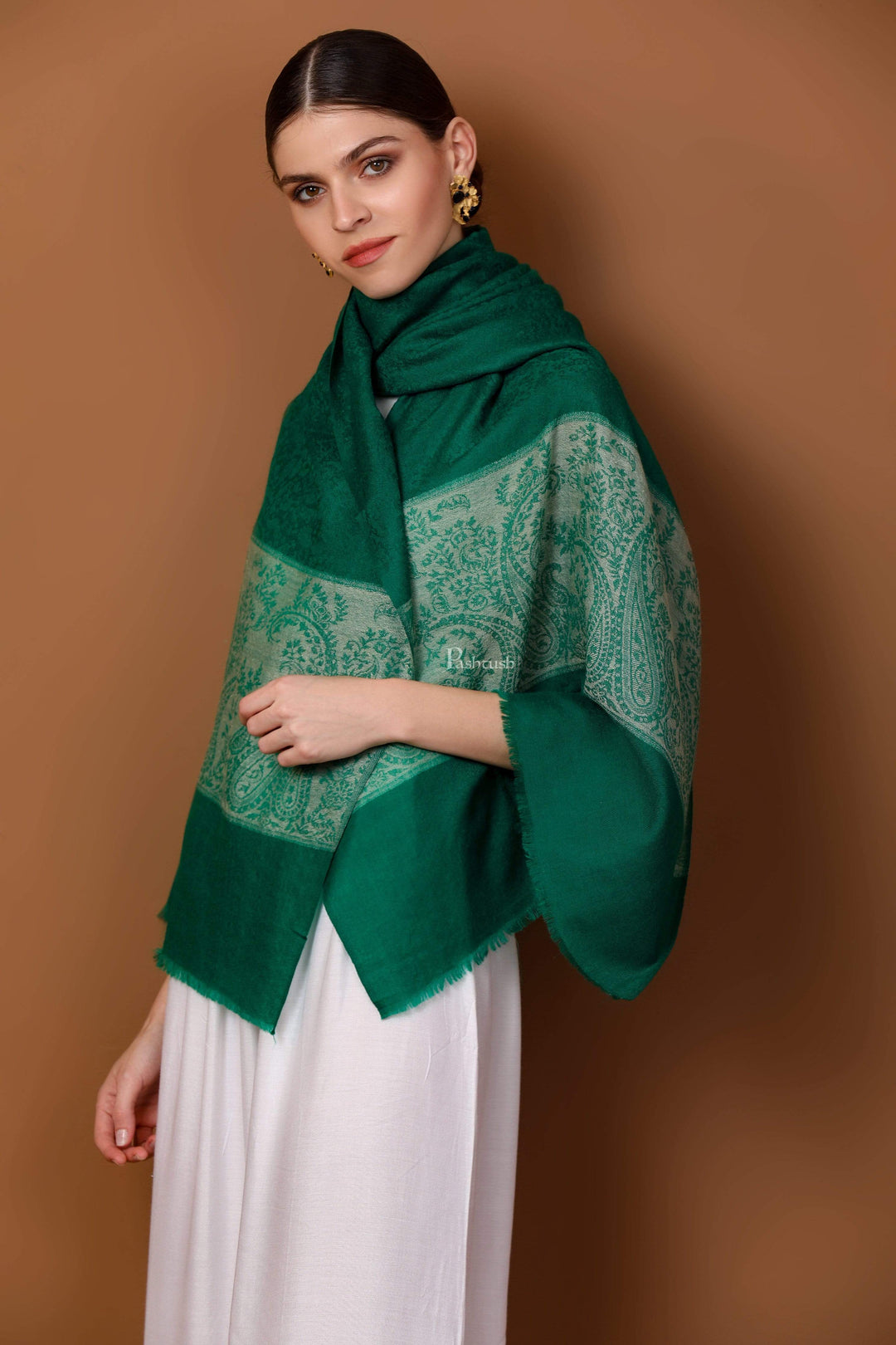 Pashtush Womens Scarf With Chanting Paisleys Design, Soft And Warm