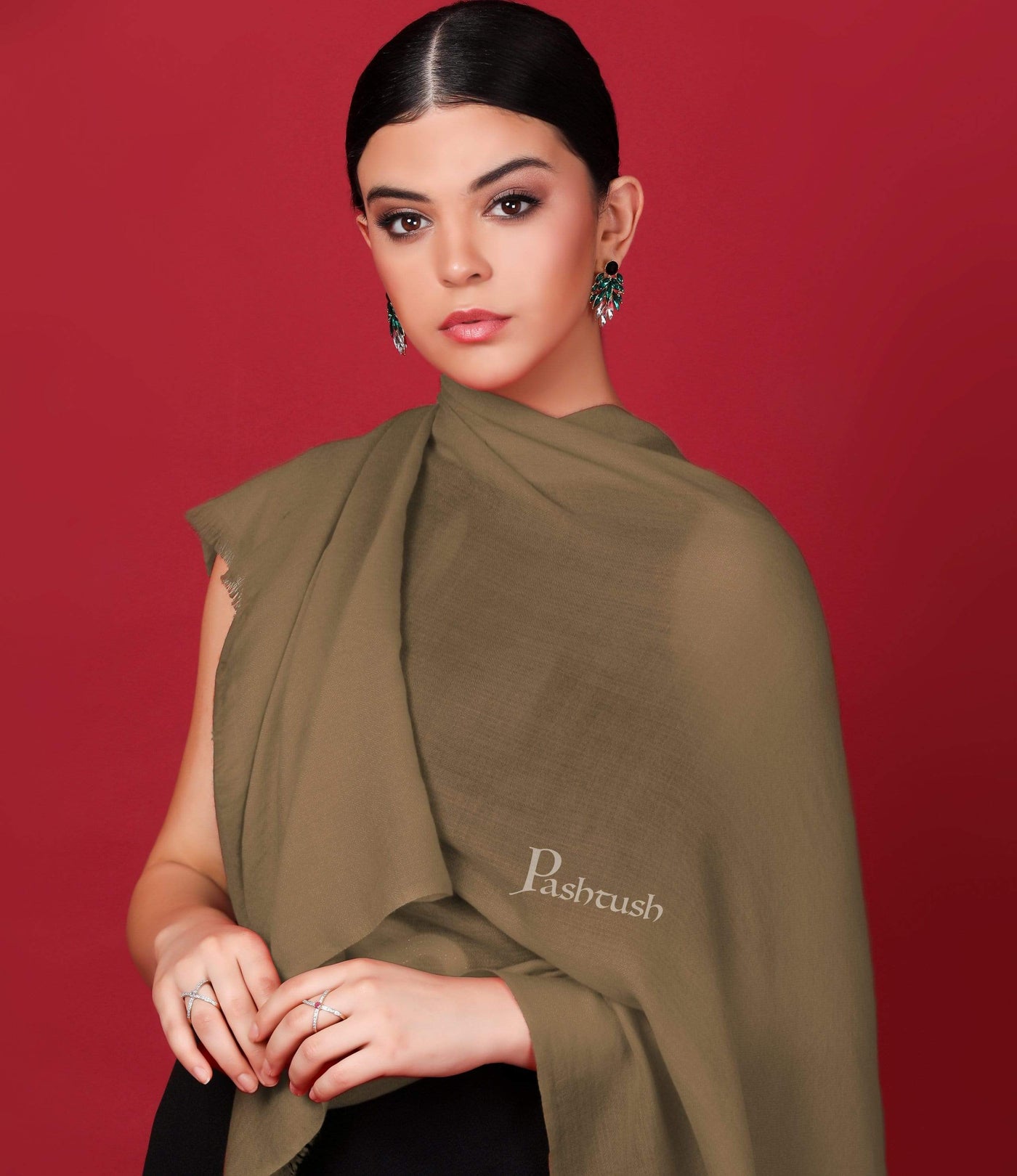 Pashtush India 70x200 Pashtush Womens Softest Cashmere Pashmina Scarf, Diamond Weave, Sandy Brown